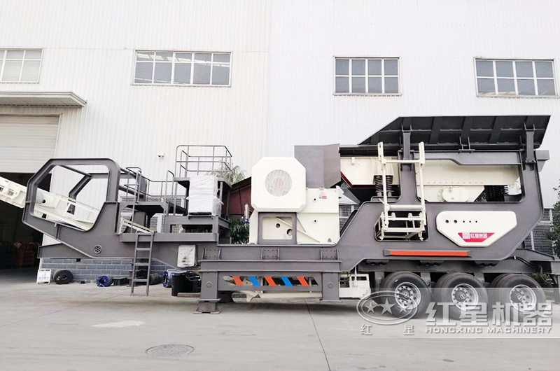 移動(dòng)車載碎石機(jī)圖片、配鄂破機(jī)