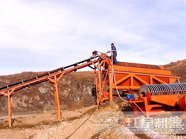 磁鐵礦磁選機工作現(xiàn)場 磁鐵礦磁選機工作現(xiàn)場