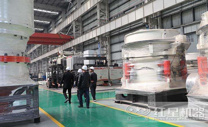 多缸液壓圓錐破碎機，自動化程度高，液壓馬達調整排料口