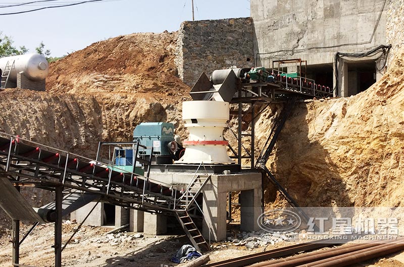 河南信陽200噸河卵石砂石料生產(chǎn)線現(xiàn)場(chǎng) 河南信陽200噸河卵石砂石料生產(chǎn)線現(xiàn)場(chǎng)