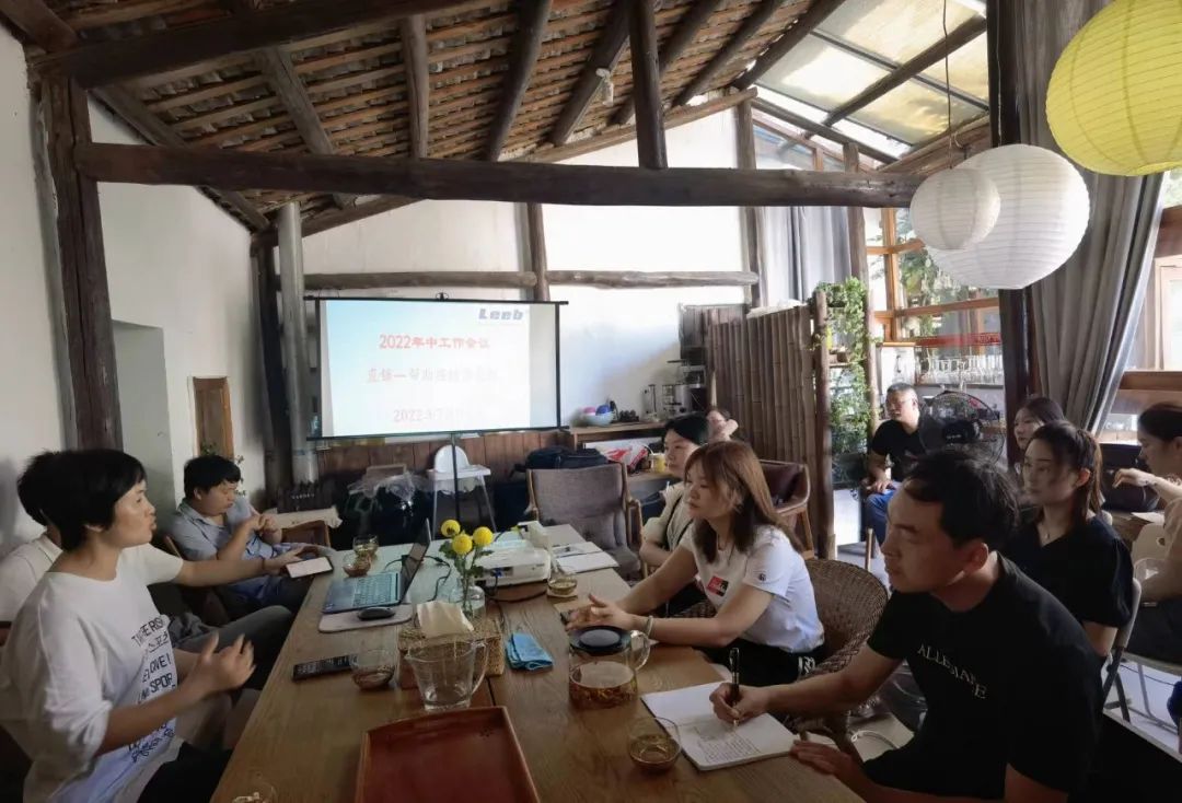 世界杯官方网页版检测2022年中销售会议：直销——帮助经销商直销